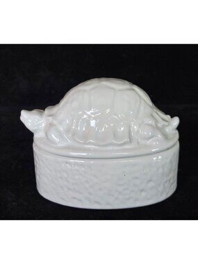 Vintage Turtle-Shaped Trinket Box With Textured Base by Bellini, made in Italy